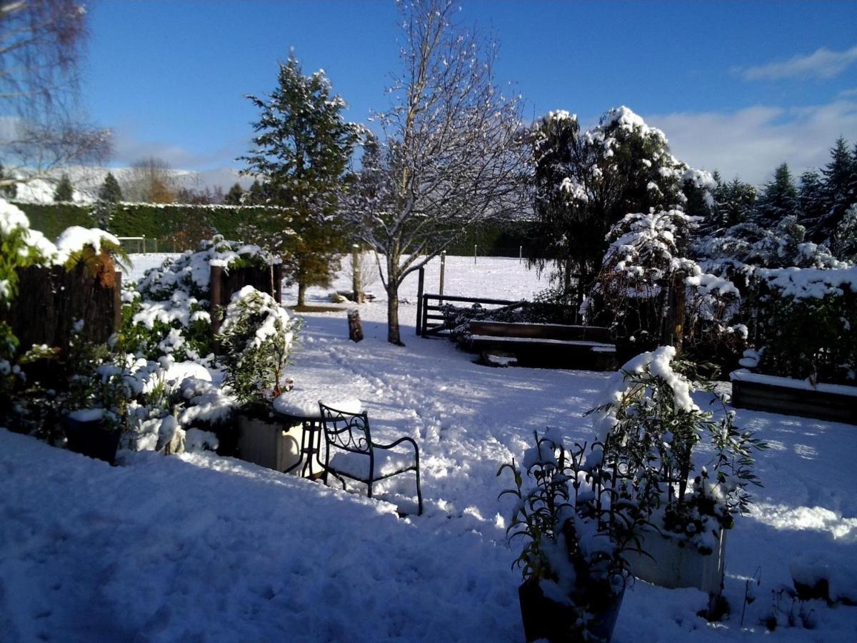 Alpine Rock B&B เทอาเนา ภายนอก รูปภาพ
