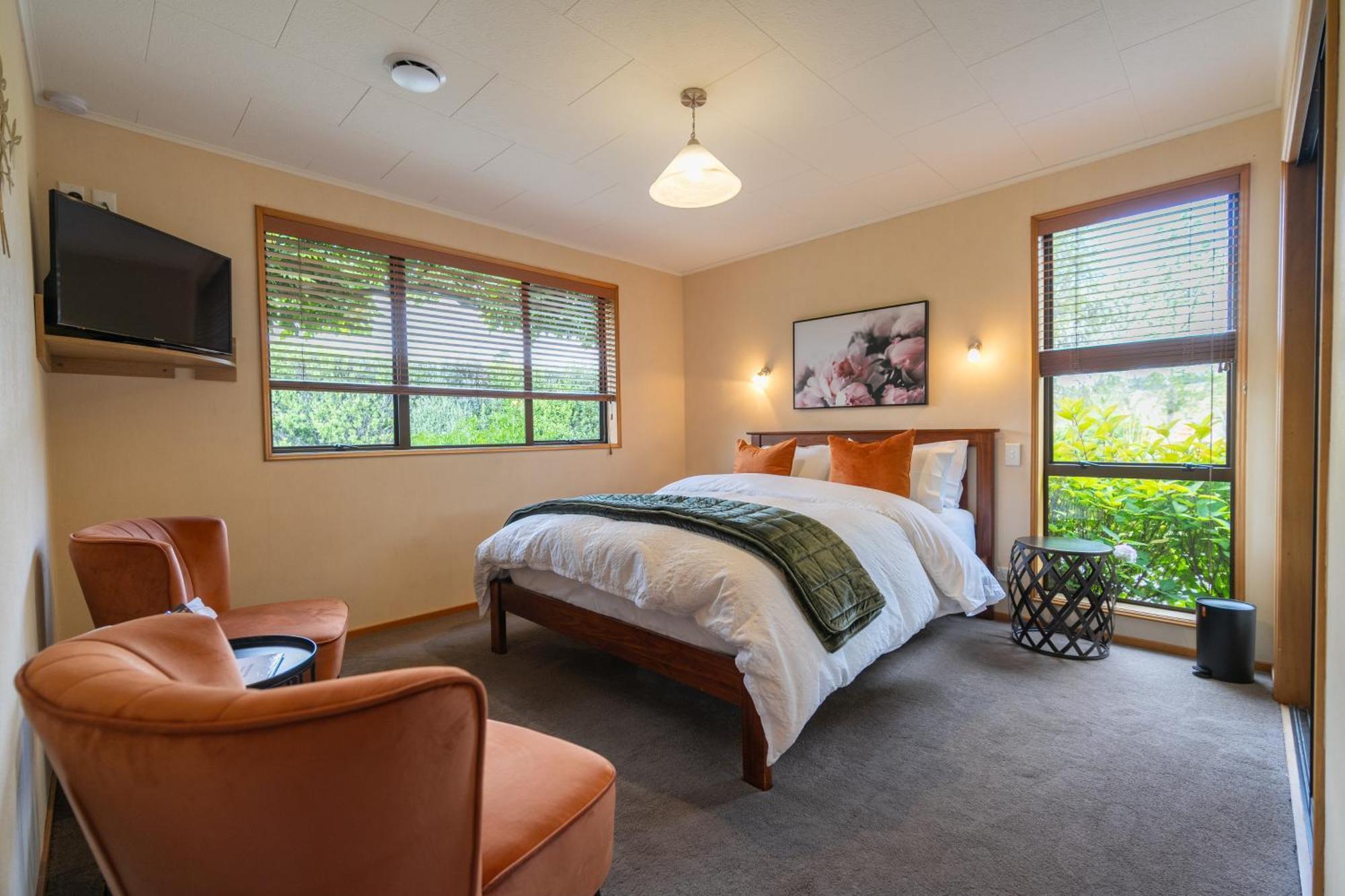 Alpine Rock B&B เทอาเนา ภายนอก รูปภาพ