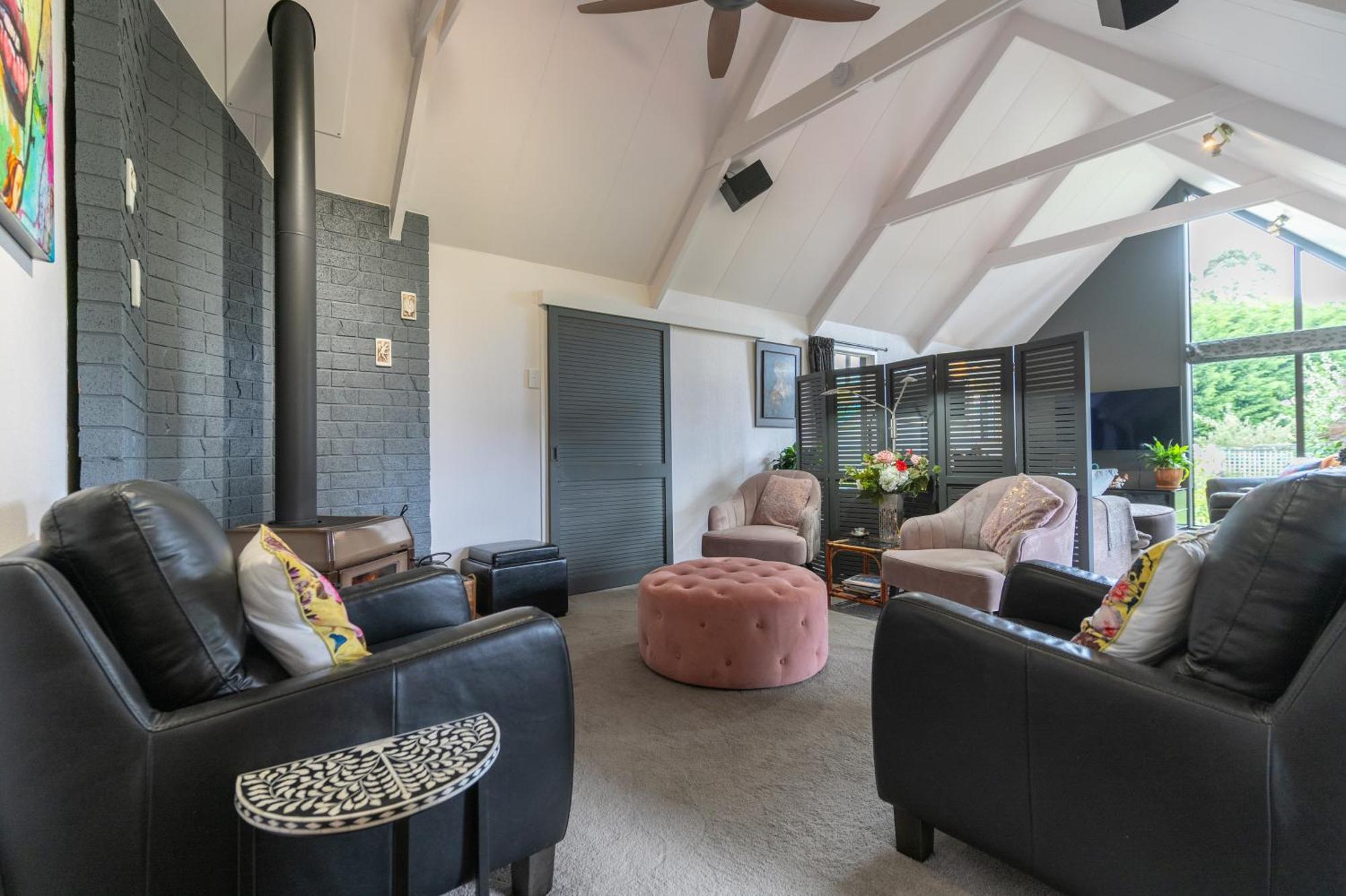Alpine Rock B&B เทอาเนา ภายนอก รูปภาพ
