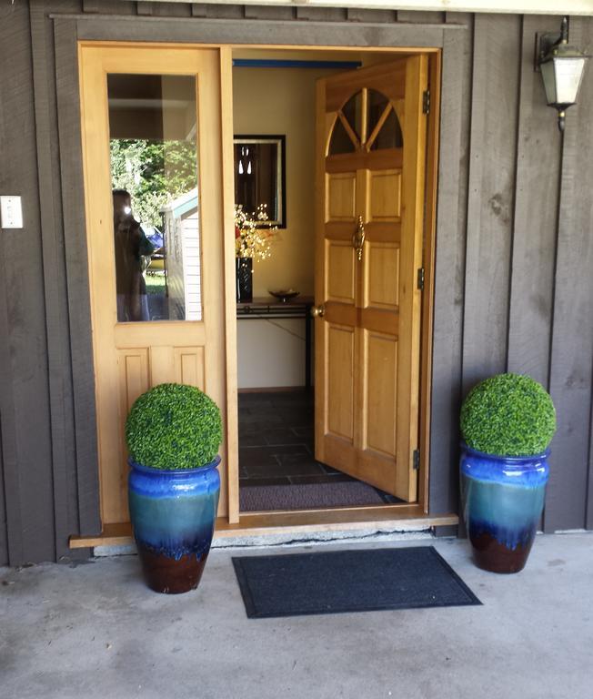 Alpine Rock B&B เทอาเนา ภายนอก รูปภาพ